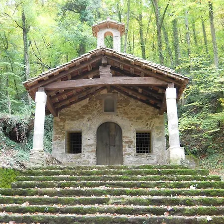 Cal Cisteller Santa Pau